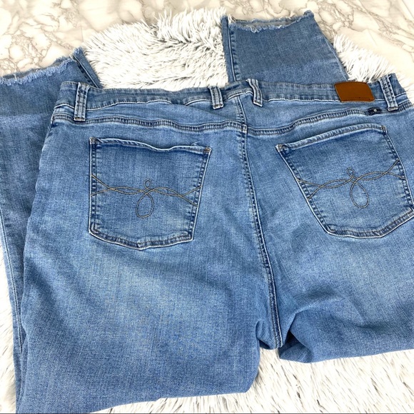 Lucky Brand Ginger Skinny Frayed Hem Light Wash Jeans EUC - Picture 3 of 16